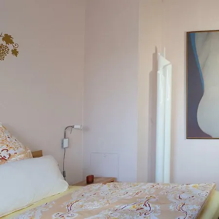 Unter Dem Schwalbennest